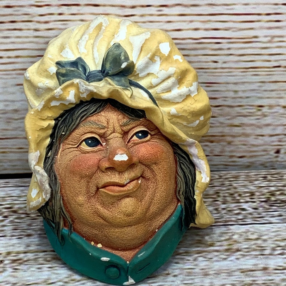 Vintage Bosson England Wall Hanging Sarah‎ Gamp Chalkware Face Sculpture